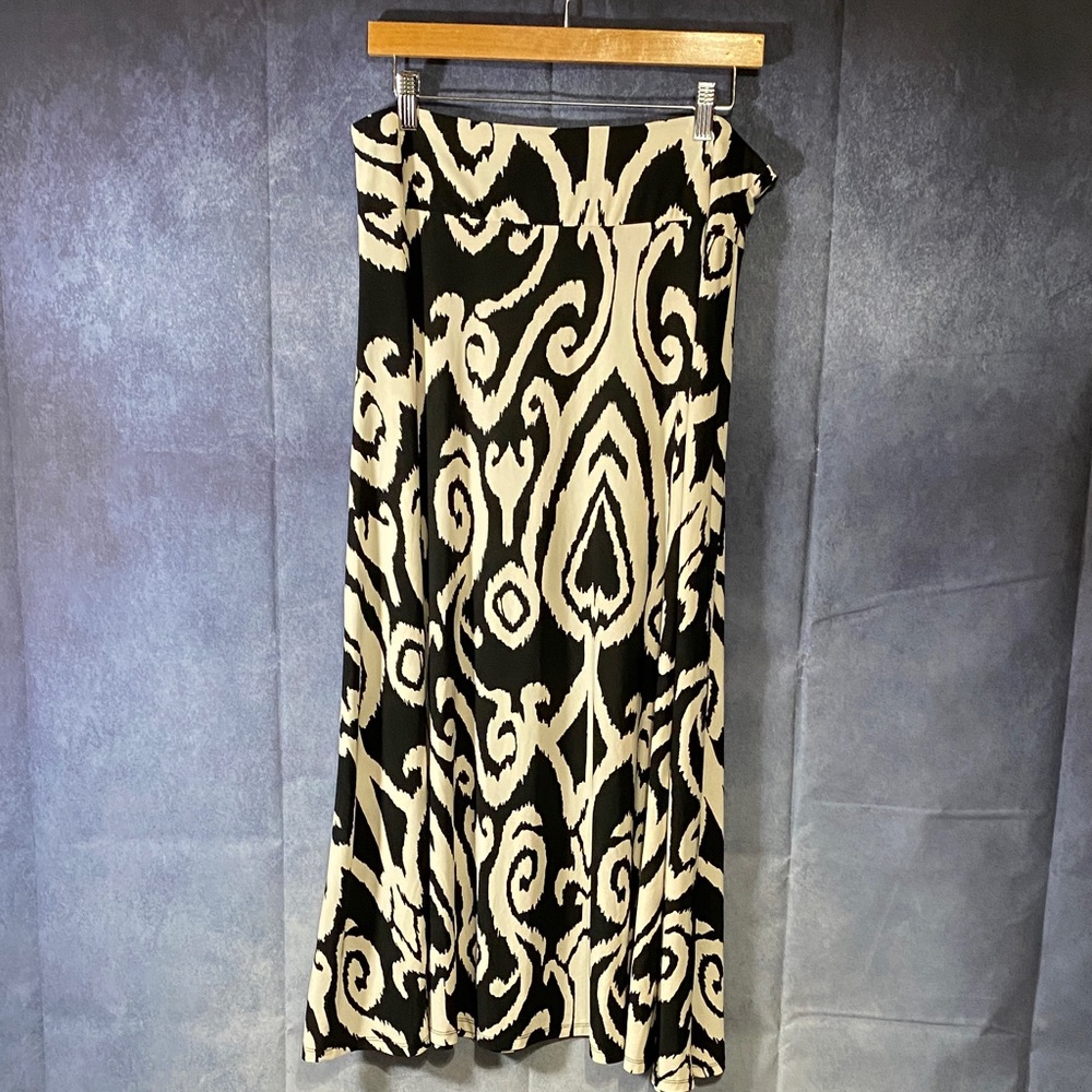 INC International Concepts Black and Cream A-Line Maxi Skirt